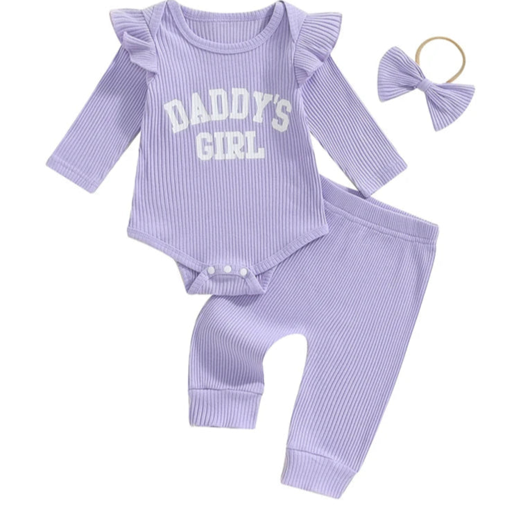 Comfortable baby outfit in purple from Pipp & Lola