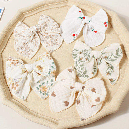 Muslin Bow Baby Girl Clip