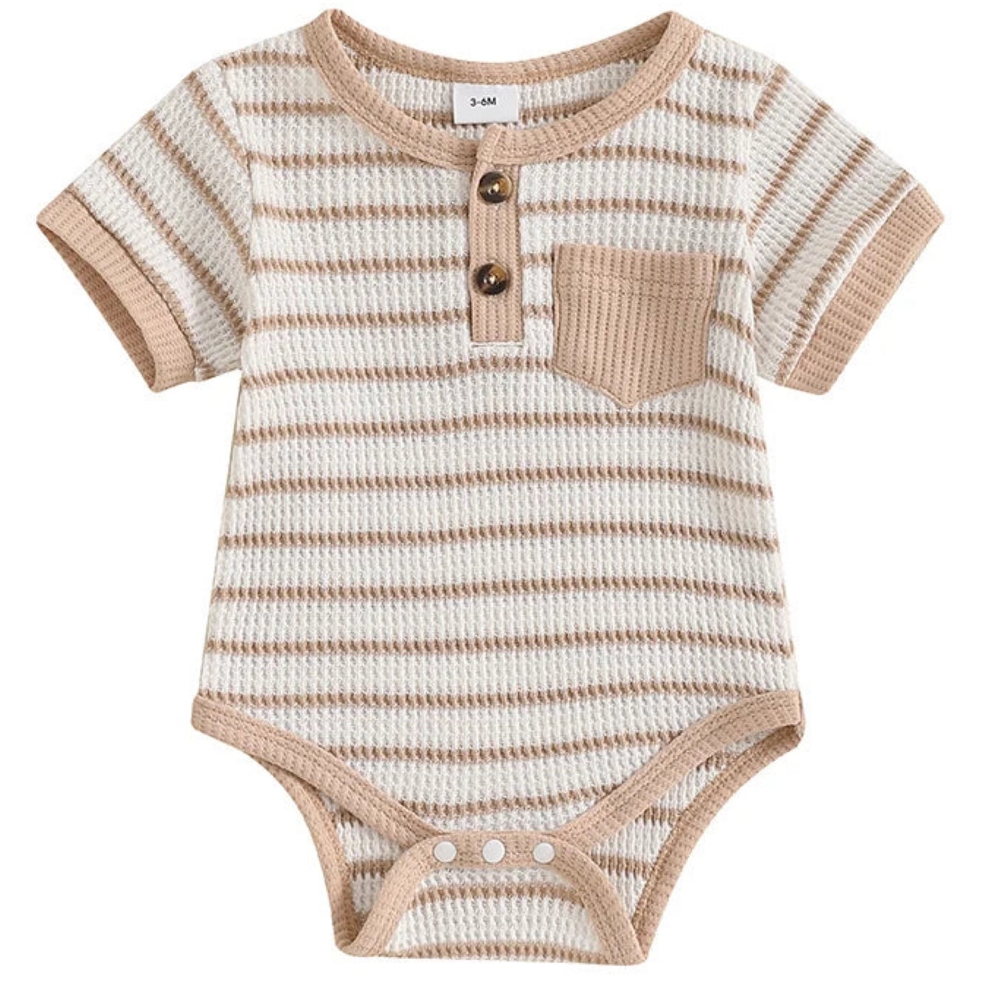 Beige baby boy romper in soft ribbed cotton – classic Henley style with wooden buttons and pocket from Pipp & Lola