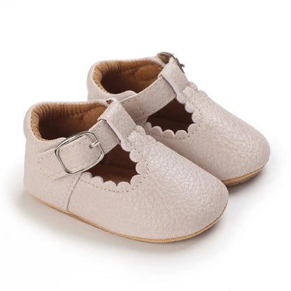 Cream baby sandals with vintage-style T-Bar design – soft sole comfort